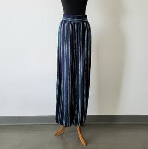 Wide leg pants